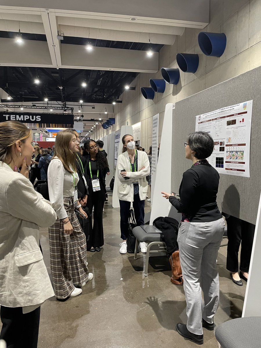 Sonia Hernandez, PhD presents excellent data on novel drug delivery approach for #Neuroblastoma, most prevalent childhood cancer condition. #AACR24 #PaulaVizaGomes @UCCancerCenter @uchicagosurgery @AACR