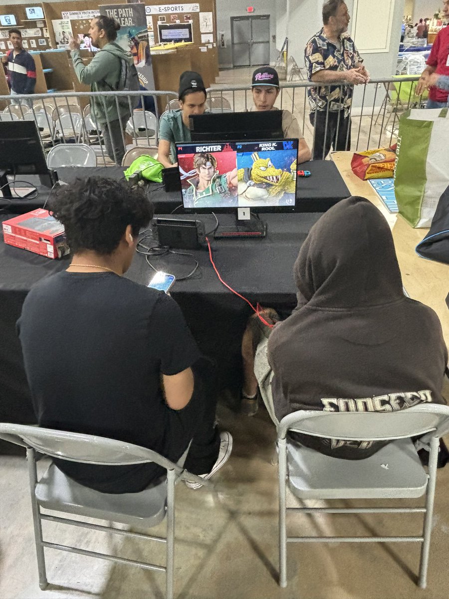 HML <a href="/miamiyouthfair/">miamiyouthfair</a> 🎉Fabio wins first again in SMASH and Ovidio wins third in Rocket League! Grateful to our seniors for their great sportsmanship at all of this year’s events! <a href="/HMLSrHighSchool/">Hialeah-Miami Lakes</a> <a href="/MDCPSNorth/">M-DCPS North Region</a> <a href="/CTEMiami/">M-DCPS Career & Technical Education</a> <a href="/STEAMDesignated/">STE(A)M School Designation</a> <a href="/J_Ramirez991015/">Juan Ramirez</a> <a href="/sosa_reyes1/">Lilibet Sosa, Ed.D.</a> <a href="/AP_ARobinson/">Dr. Angel Robinson, Ed.D</a>