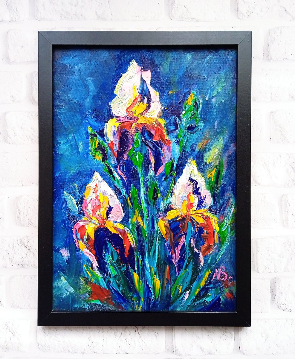 My new oil artwork, painted by flashlight light. Oh joy, today the electricity was turned on😱
ebay.com/itm/3556117262…
#kharkiv #SupportUkraine #IrisOilPainting #SummerFlowerArt #OriginalArtwork  #FloralArt #ArtForSale #IrisPainting #FlowerArtwork #ColorfulArt