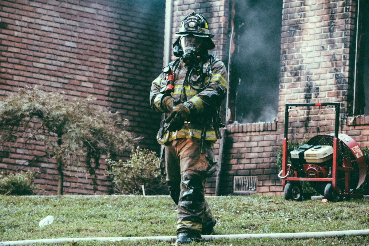 .@charlottefire is looking for a few good recruits. The service is accepting applications with a goal of hiring more than 100 people for positions. Application period ends 12 p.m. on April 10. Apply online at CharlotteFire.org or for more info. thecharlottepost.com/news/2024/04/0…