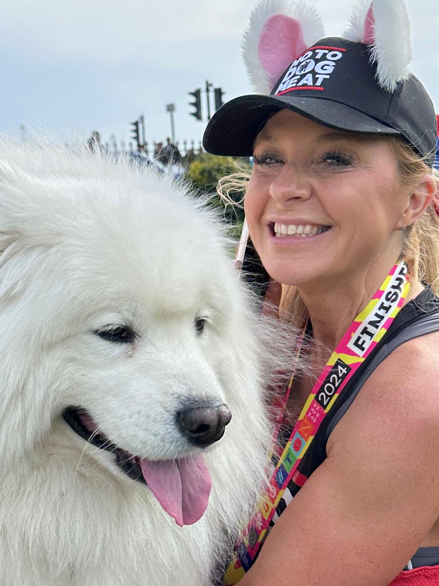 notodogmeat's tweet photo. We did it. @BrightonMarathn #run4thedogs #notodogmeat https://t.co/zexk3i3gbL
