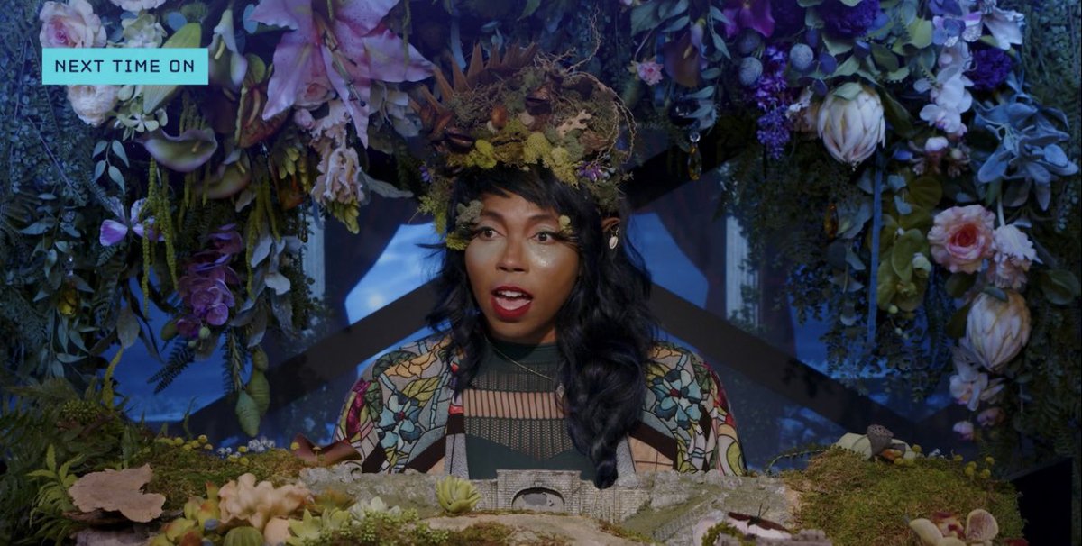 _gothshark_'s tweet image. This might be my fav Aabria Acofaf look so far