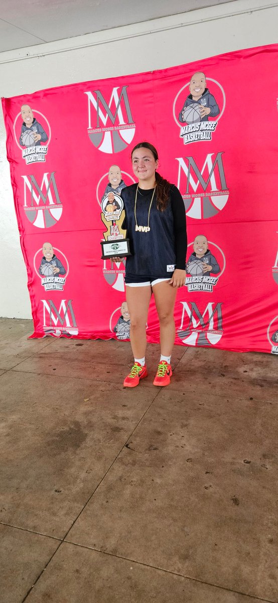 Barbara Coleman tweet media