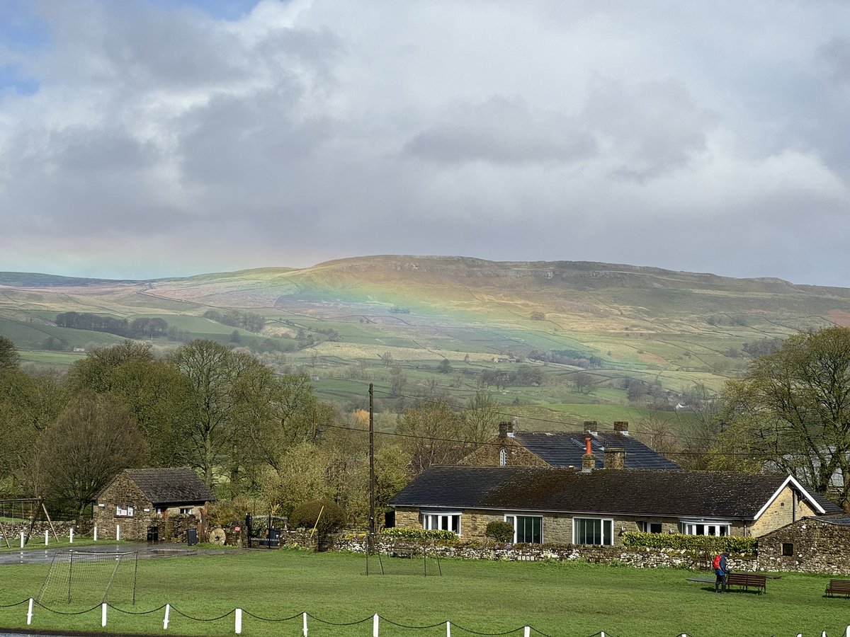 Sheeps and rainbows the perfect finish to a lovely walk. #dcinthedales