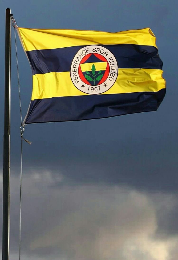 Dün olduğu gibi bugün ve yarınlarda da dik durmaya devam edeceğiz. — Fenerbahçe