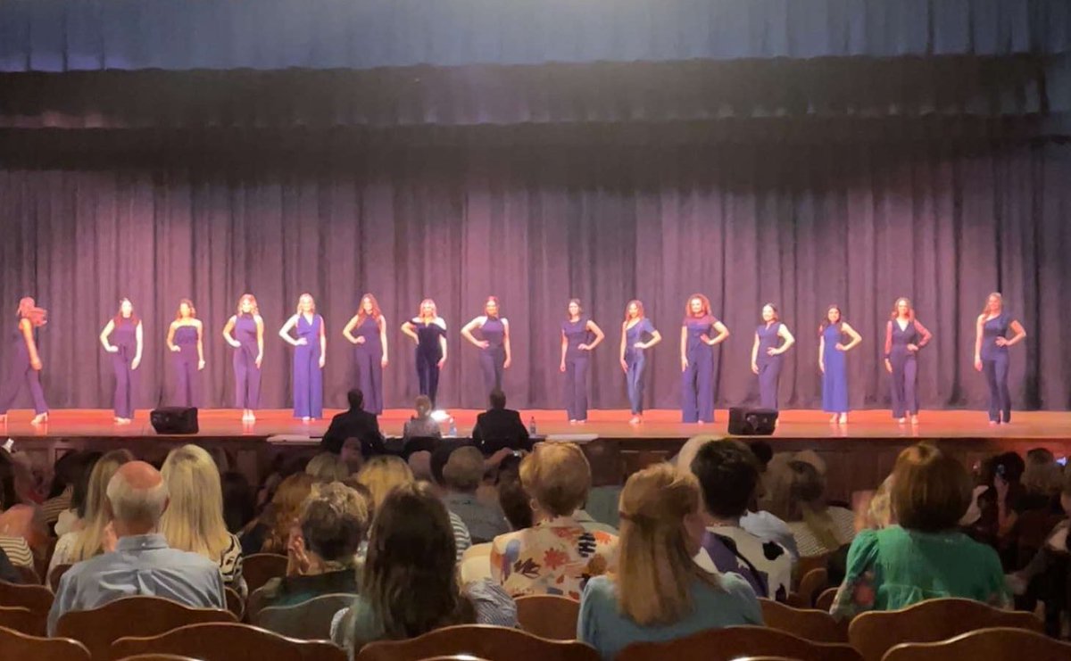 It was an absolute honor to help judge our Ms. Murray State scholarship pageant! I can’t wait to see what reigning Queen, Gracie Conway, will achieve this next year while holding the title. 👑 Congratulations to all participants! These ladies all represent MSU so well.