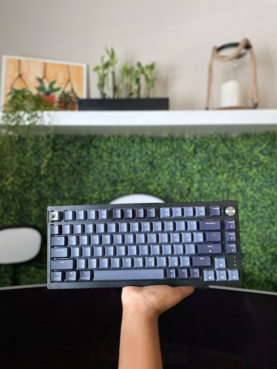 POV: Unboxing your new K65 PLUS WIRELESS 🥰 📸: @Ciarratonin_ via TW