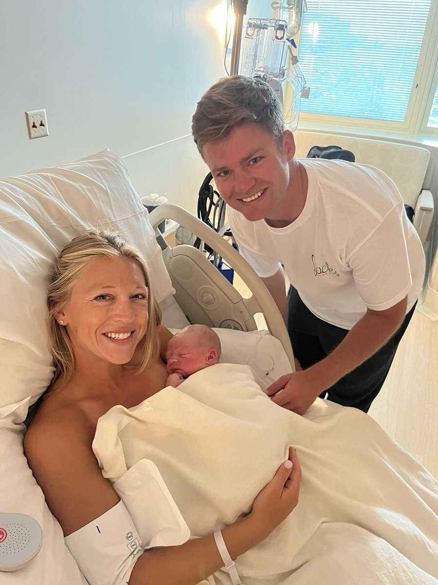 CoachFess's tweet image. Newest member of the team 🍼

Frederick Robert Fessler

Blessed🙏 @KelseyFessler_