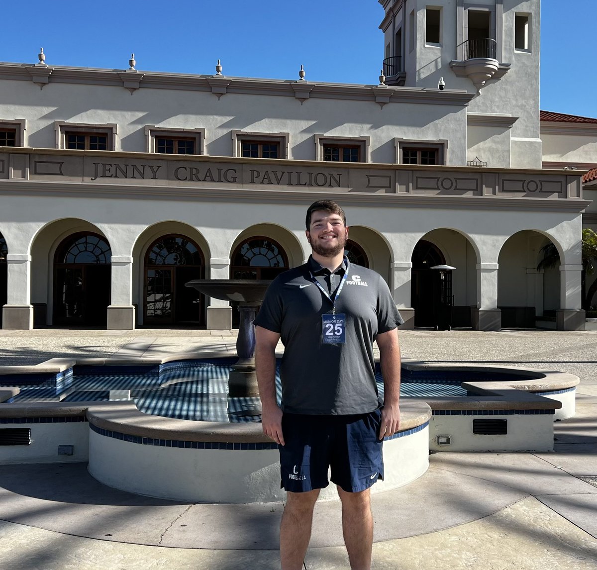 Thank you to all the coaches and staff of <a href="/USDFootball/">San Diego Football</a> for hosting such an incredible Junior Day today! It was great being able to learn more about USD academics and athletics!
@Coach_Govan <a href="/AustenJacobs/">Coach Jacobs</a> <a href="/HC_Carter1/">Coach Carter</a> <a href="/Coach_Ramer/">Coach Ramer</a> <a href="/chaparralpumafb/">Chaparral Puma Football</a>