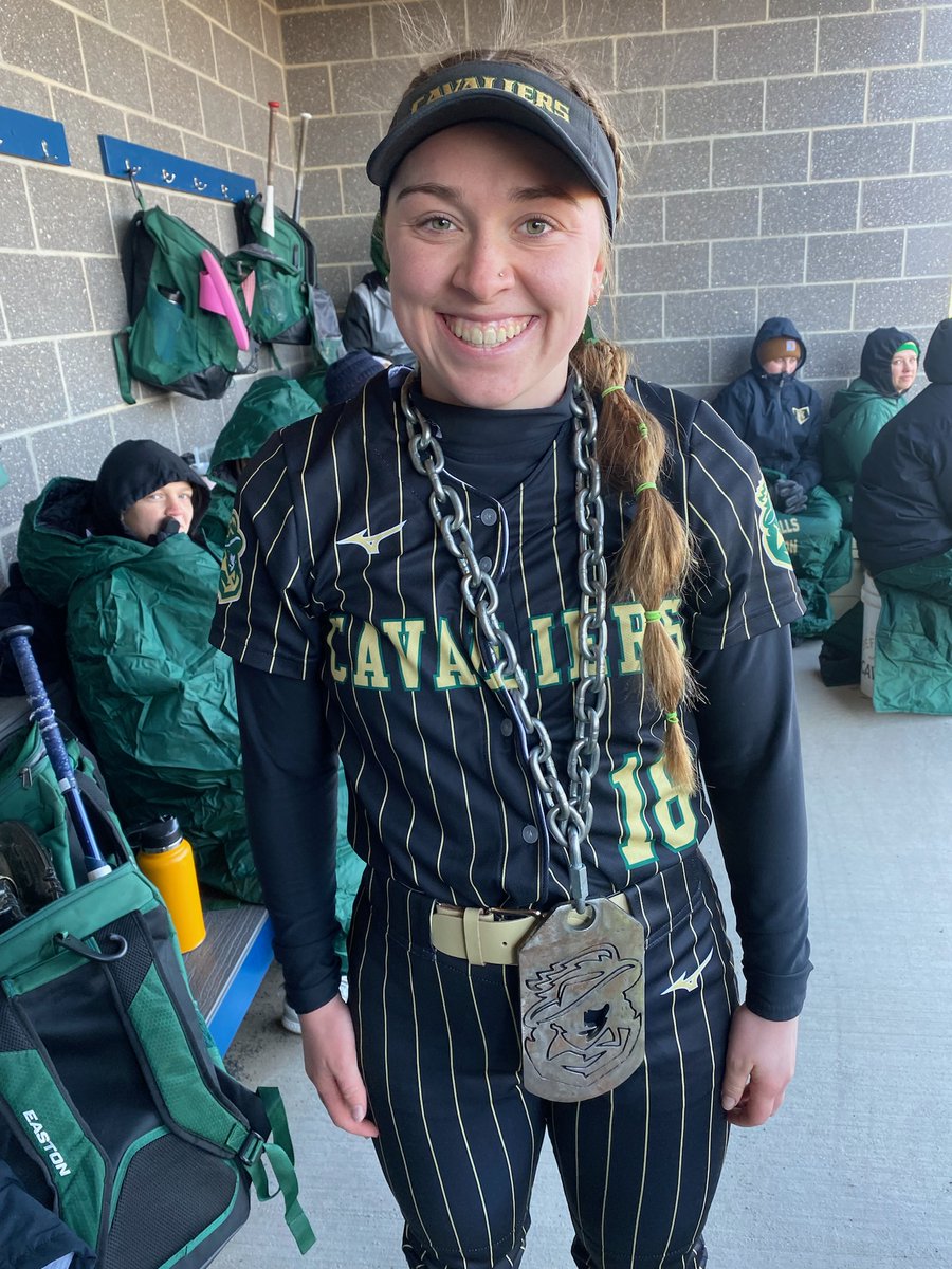 SFJeffersonFP's tweet photo. Dinger Alert! Johnson &amp; Johnson both leave the yard. Congrats Ayleah and Ashlen. #Compete4Excellence https://t.co/1C8TgH1w9Q