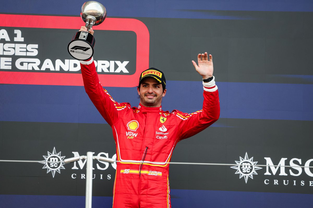 🇧🇭 P3 🏆 🇦🇺 P1 🏆 🇯🇵 P3 🏆 Carlos Sainz.