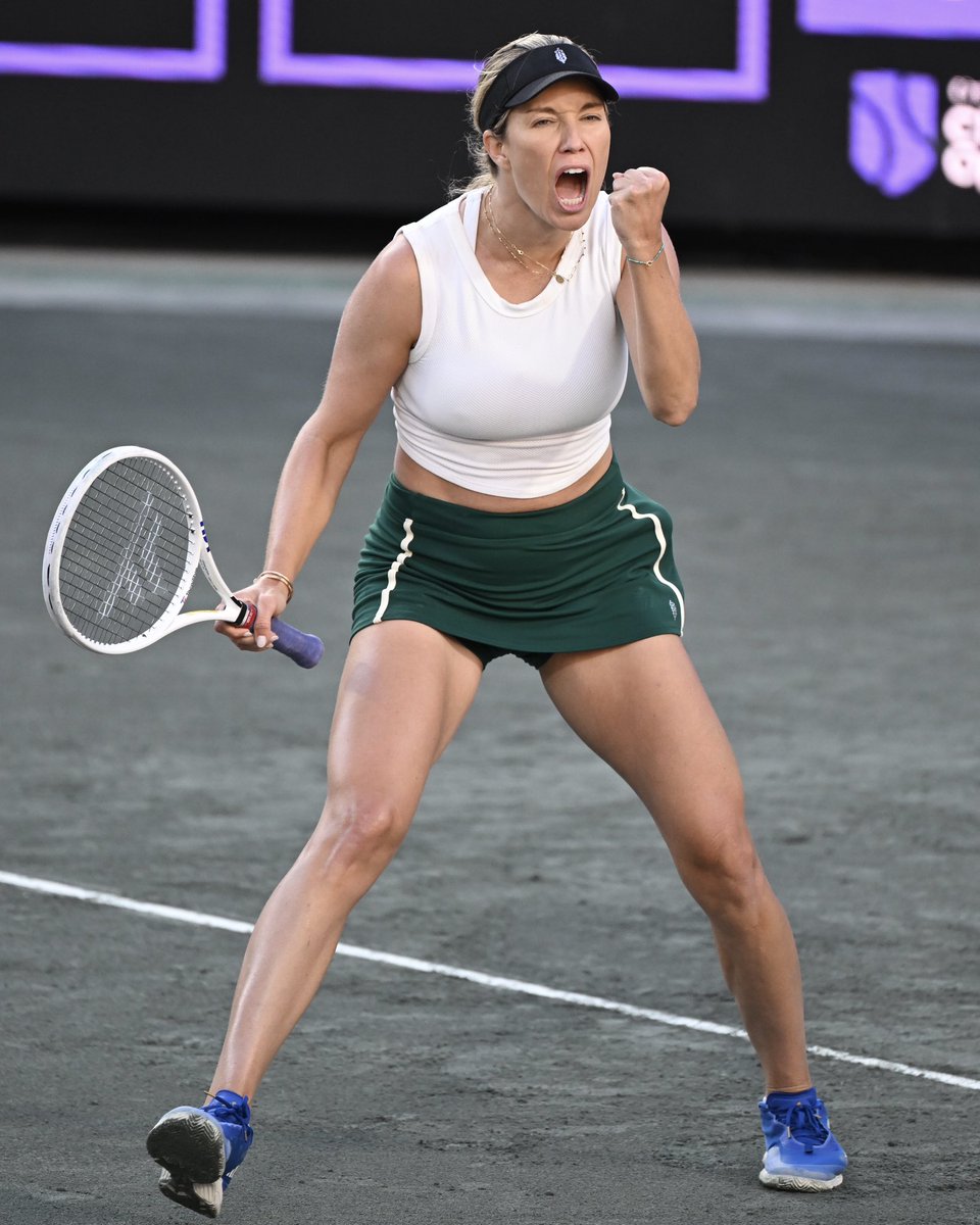 UNPLAYABLE 💪 🇺🇸 Danielle Collins reigns supreme, beating Kasatkina 6-2, 6-1 to claim the 2024 #CharlestonOpen title! Her absolutely stunning run continues 👏