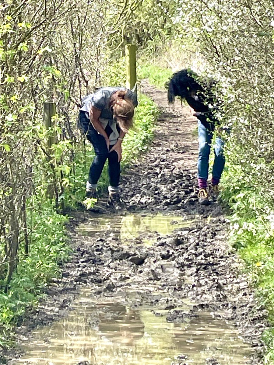 Week 14 #NHS100miles A steady 34 miles making YTD =483 plus 4 hours yoga 🧘🏽‍♀️ ♥️ Literally stuck in the mud and laughing so much we cried 😂