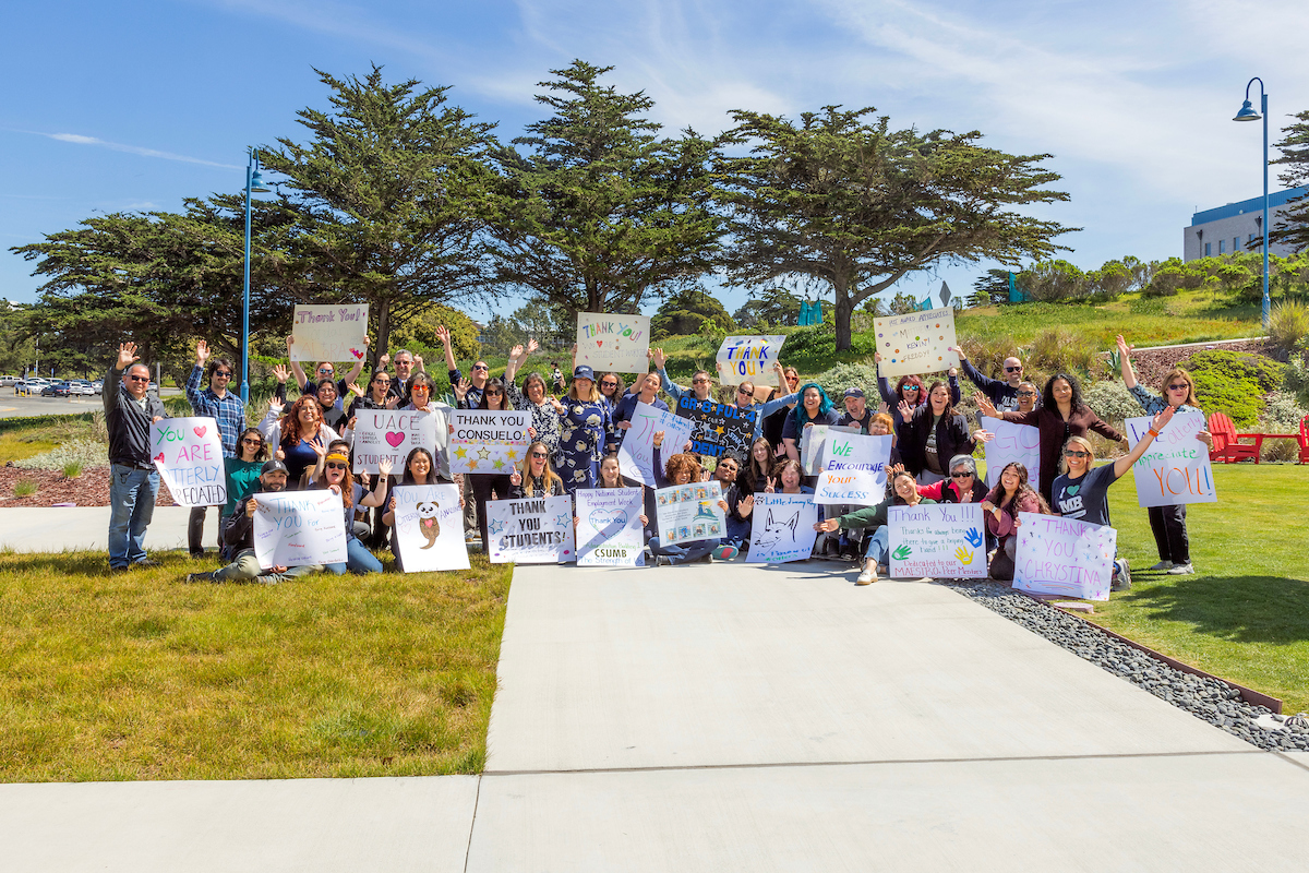 🌟 Celebrating National Student Employment Week! Here at #CalStateMontereyBay, we proudly recognize our incredible student employees who are the heartbeat of our university. We see you, we appreciate you and we're endlessly grateful for everything you do! 💙 🎉 🦦