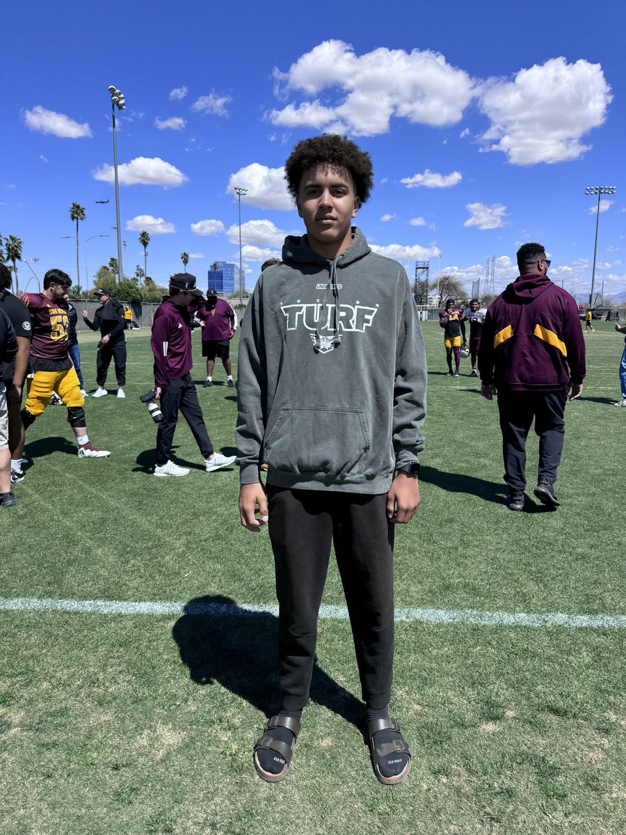 ASU Spring Practice Day 6 was packed!!! In state talent came out big time!! (Pt.1) @DEdgeFootball ‘27 DB Mikyal Davis ‘25 WR David Cabrera @LibertyFBLions ‘26 QB Brayden Stevens ‘25 TE Kamden Segall ‘25 QB Hayden Fletcher ‘27 WR Braxton Huynh @alaqcfootball ‘28 WR Cole