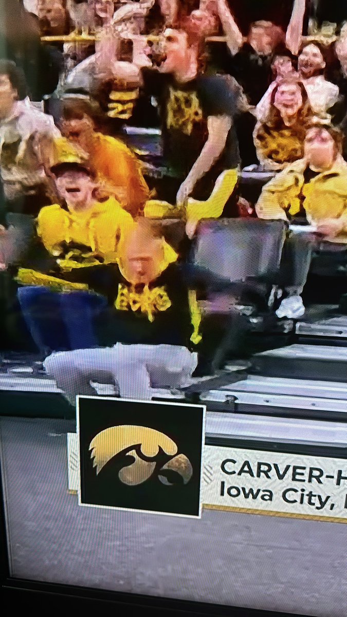 ChicagoLeoB's tweet photo. @IowaWBB Caitlin Clark has people falling out of (and breaking, literally) their seats! Check the reply just shown on @espn because the maintenance crew is needed at Carver-Hawkeye arena. https://t.co/NLadMrAyUA