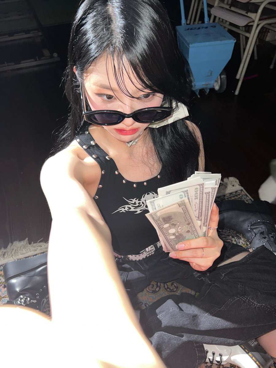 컨셉 너무 잘 말아주신 신위님 ㅜ