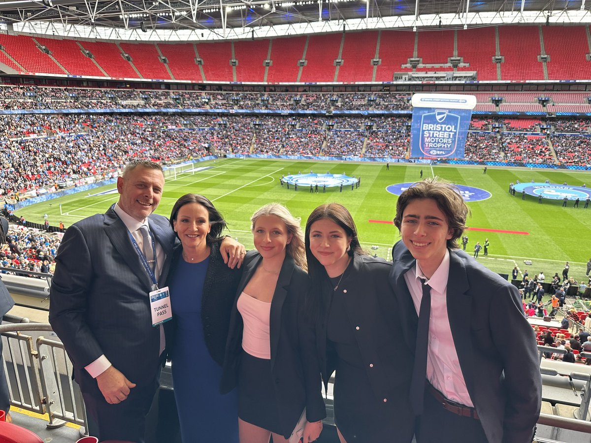 Darragh MacAnthony tweet media