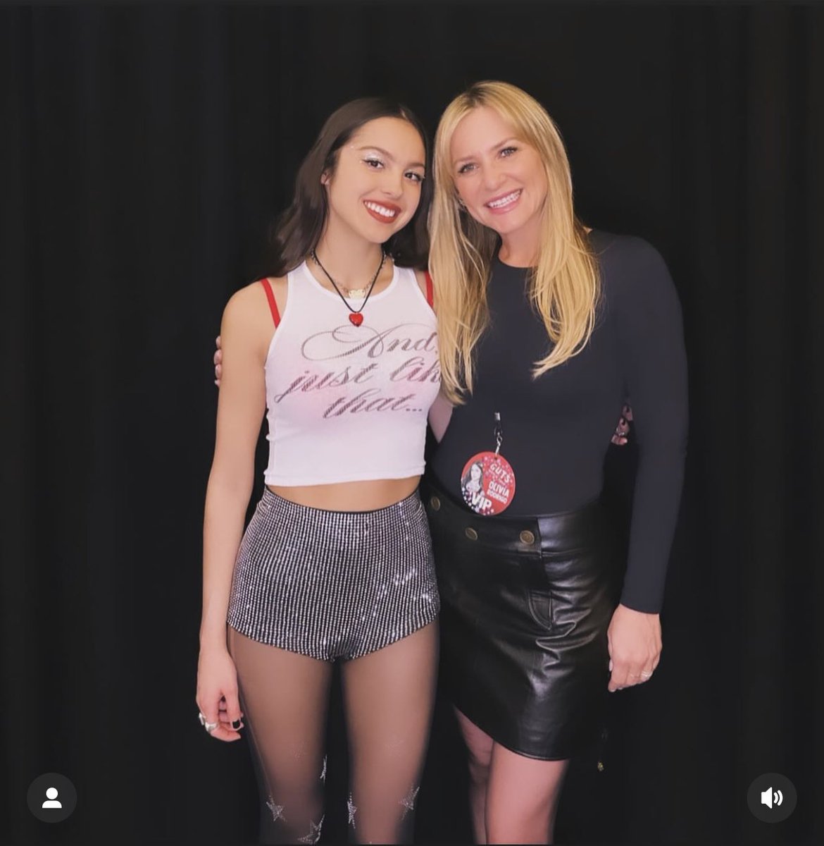 captshawed's tweet photo. jCAP IS AN OLIVIA STAN https://t.co/GOF5CJQ3at