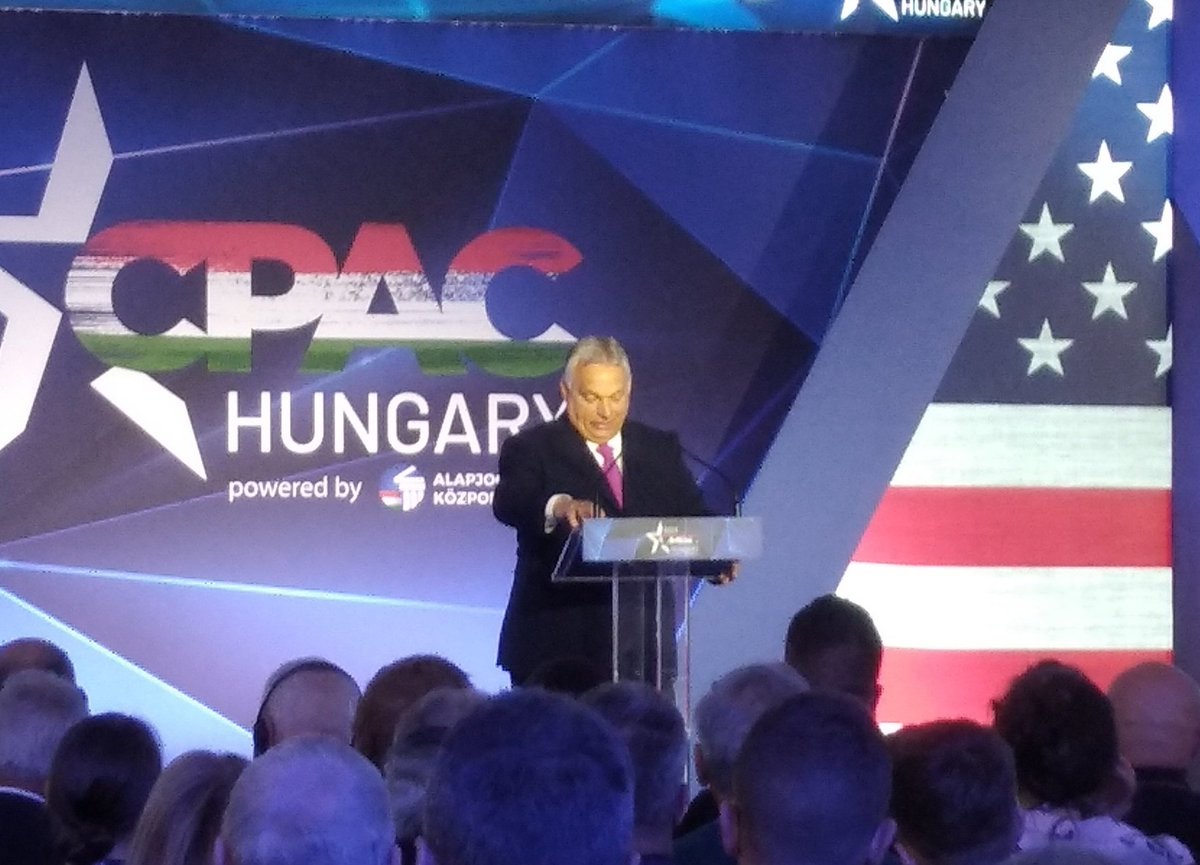 'The Hungarian vision is simple: Make Europe Great Again!' - @PM_ViktorOrban 
#MakeEuropeGreatAgain #MEGA