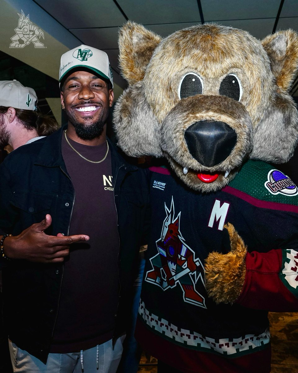 Arizona Coyotes (@arizonacoyotes) on Twitter photo From <a href="/DJfromSoCal/">Demar Jackson™</a> from <a href="/BachelorABC/">The Bachelor</a>, <a href="/HowlerCoyote/">Howler the Coyote</a> accepts this r̶o̶s̶e̶ Mascot Madness endorsement!
#VoteHowler From <a href="/DJfromSoCal/">Demar Jackson™</a> from <a href="/BachelorABC/">The Bachelor</a>, <a href="/HowlerCoyote/">Howler the Coyote</a> accepts this r̶o̶s̶e̶ Mascot Madness endorsement!
#VoteHowler