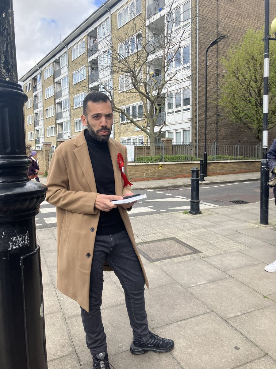 Really pleased to be out supporting the @HackneyLabour candidate for the 2 May Hoxton East & Shoreditch by-election, @FarukDalTinaz. Born and bred in #Hoxton, I know he’ll be an amazing councillor for the area & a great addition to the @WeLoveHandS team Vote @UKLabour on 2 May