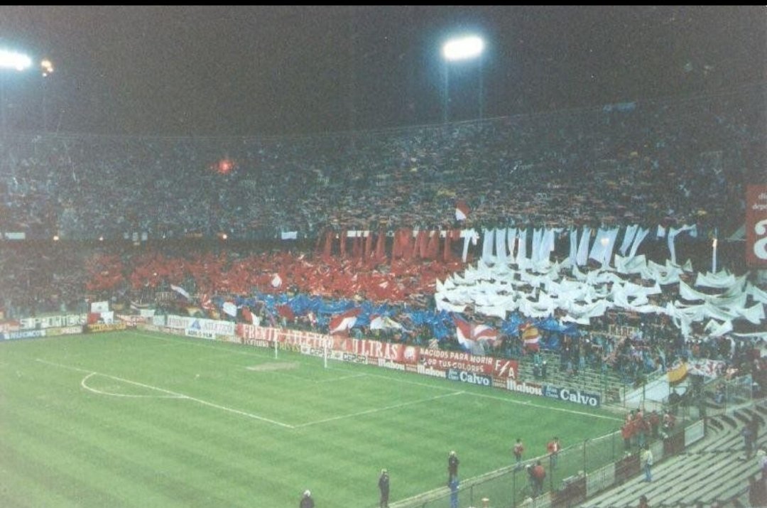 'At. Madrid - Olimpyakos' 92/93.
-
#ultras #frenteatletico #atleticodemadrid #futbol #football #oldschool #FA40 #oldphotosfa #vicentecalderon @oldphotosfa