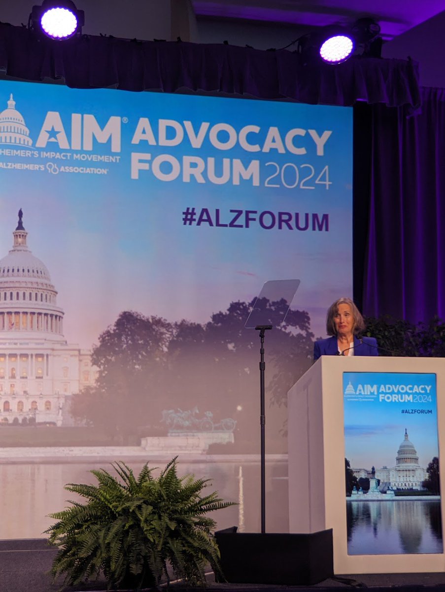 alzassociation's tweet image. After both her grandmother and mother were diagnosed with dementia 20 years apart, 2024 AIM Advocacy Forum Co-Chair and @alzimpact Leadership Society Member Julia Wallace became an advocate. 

"Ten years after first taking up the mantle of advocacy, I know things have now…