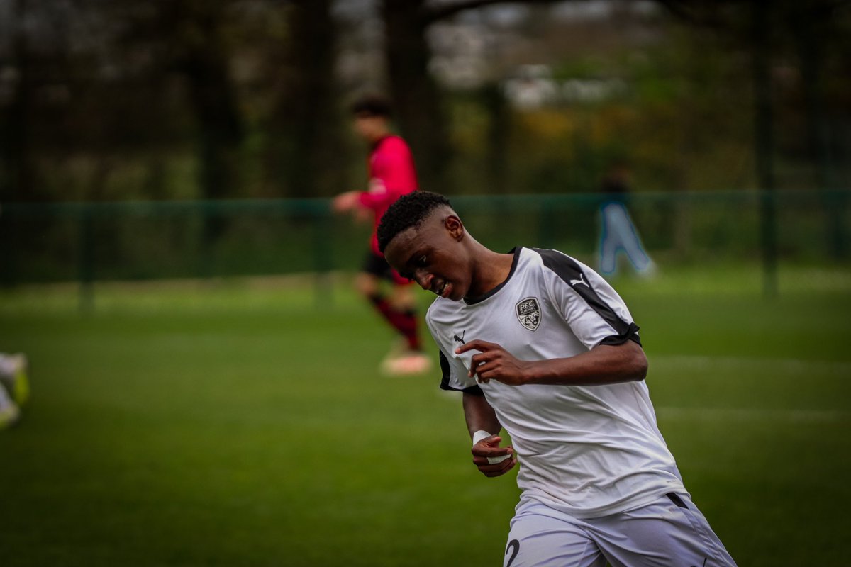 Clement_4k's tweet photo. SRFC U16 vs PLOERMEL U16. 📸

Victoire 6-1 des Rouges et Noirs face à Ploermel.

Plus de photos sur mon insta :
clement_4k

#SRFC #ASMSRFC https://t.co/sUNdymiVay