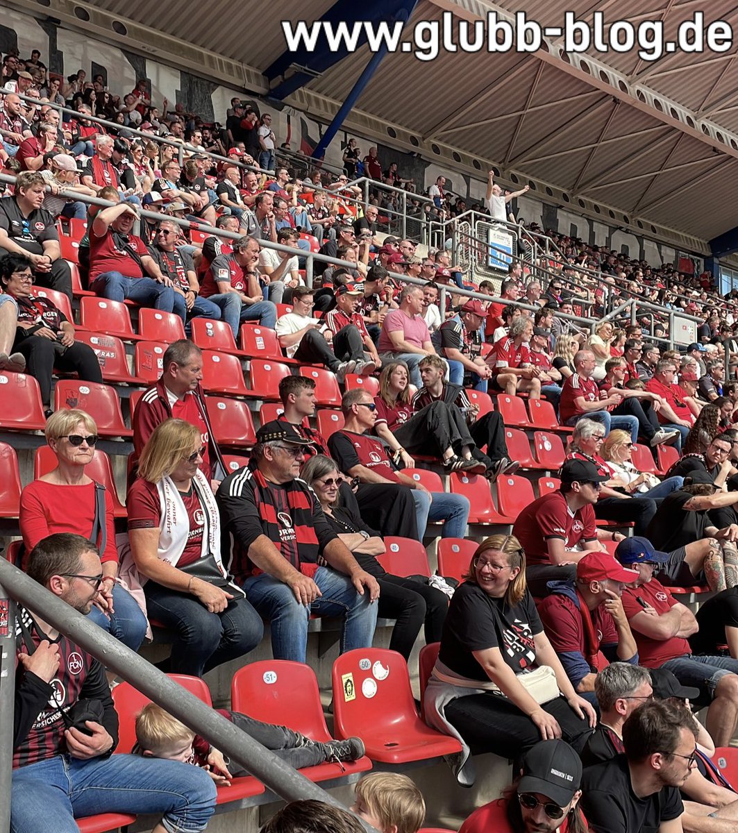 Glubb-Blog-Beitrag: FCN - Kiel 0:4! Nach frühem Platzverweis aufgegeben! #FCN #Glubb #Hungbo n-town.de/glubbblog/inde…