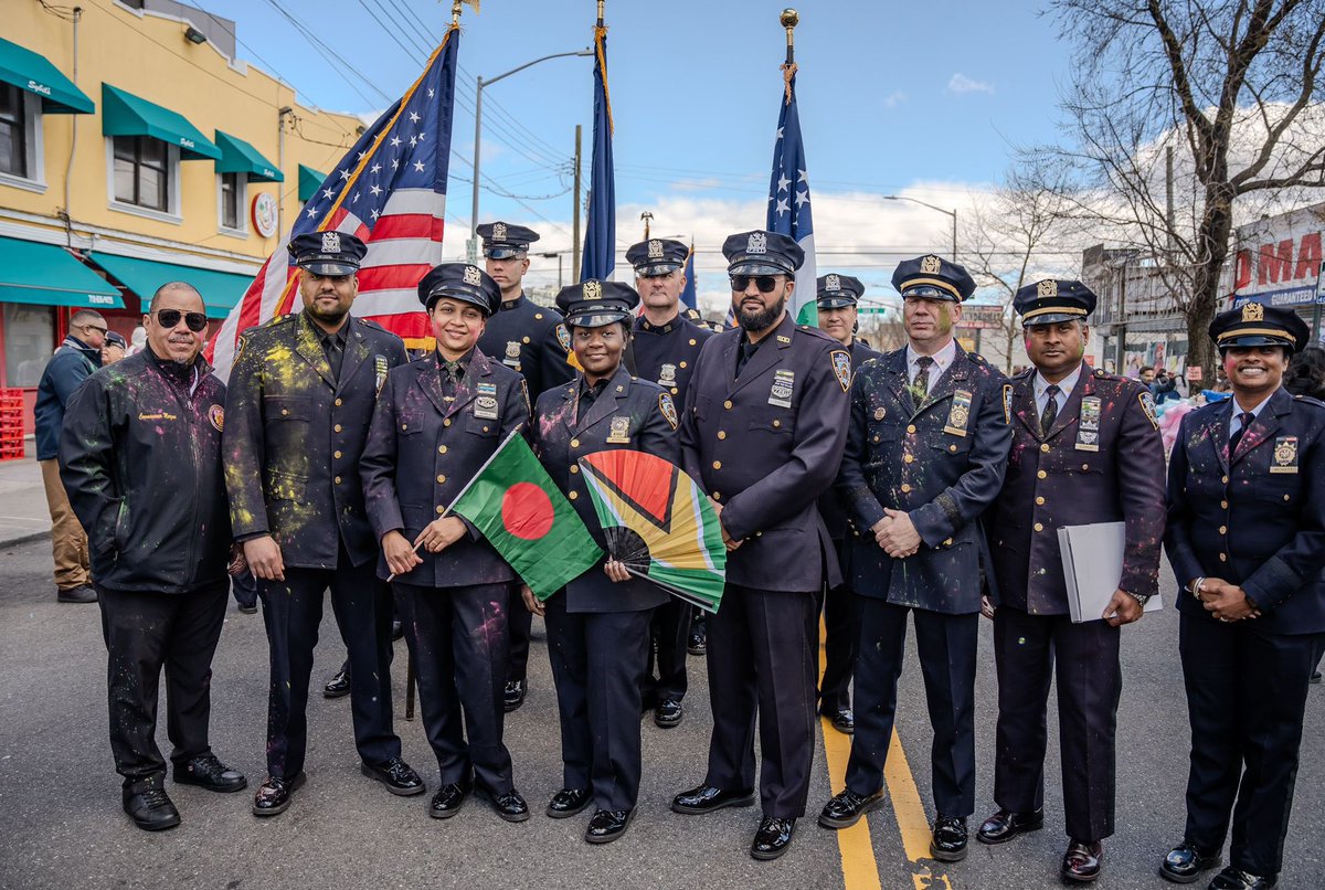 What a wonderful day for the annual Phagwah Parade along Liberty ave. Everyone was so happy to celebrate Holi. Of course, our officers were out in force to keep the parade safe and ensure smooth operation.