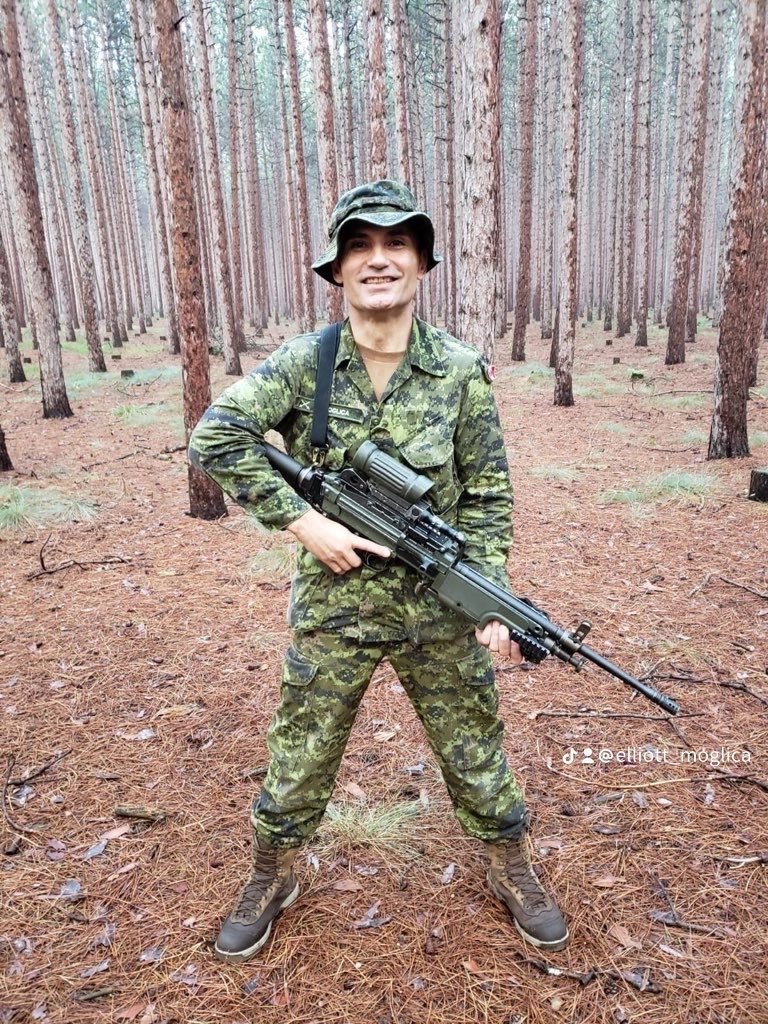 💫 💫 Strong. Selfless. Serving the best country! ☀️💪

#StrongProudReady #fyp #SixWordStory #ElliottMoglica #Writer #Poet #Teacher #Soldier #CanLit #Author #Ontario #Canada 🇨🇦🌎