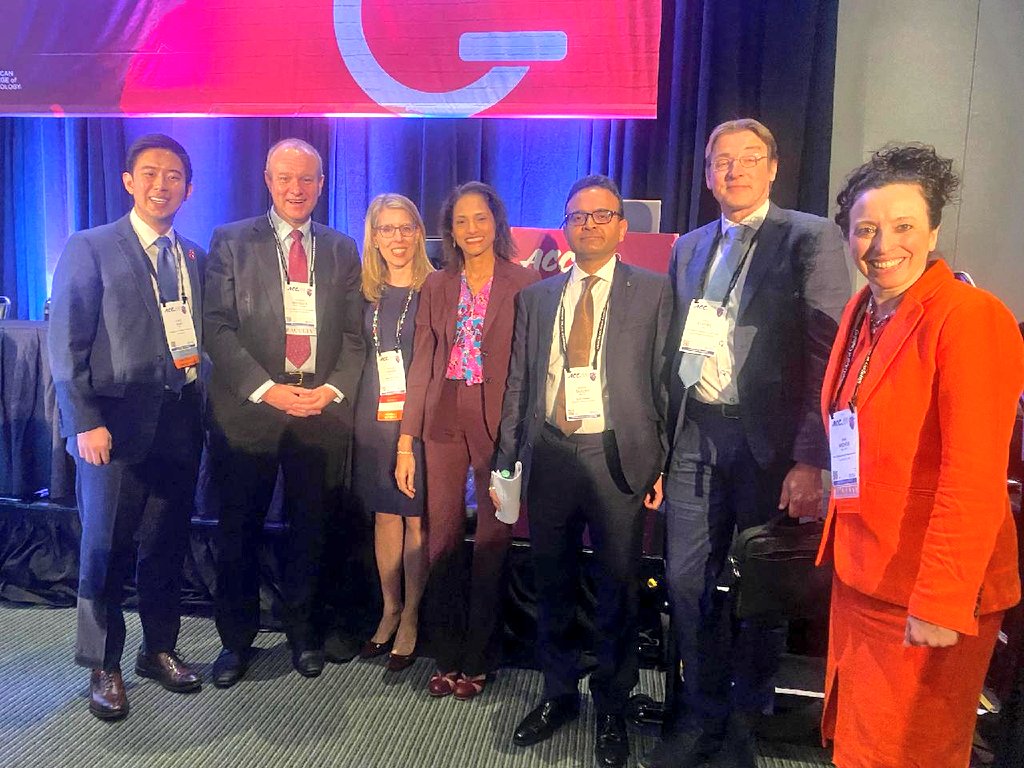 Got to co-moderate a fabulous #cvPrev session at #ACC24 with @EugeniaGianos. First @PamTaubMD gave a tour-de-force overview of year in review in prevention. Then heard top oral abstracts in prevention by @ProfSNicholls, MS4 student @JamesW_Guo, @Naderian_mr, Profs Stroes & Saxena
