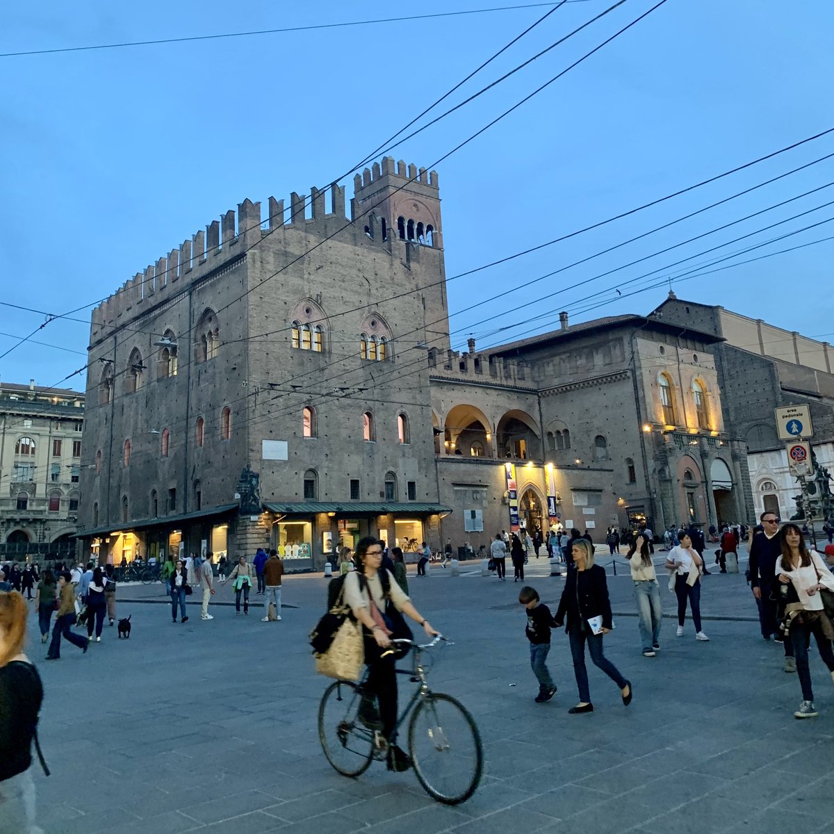 Twilight on the Piazza Maggiore in Bologna. #bcbf24