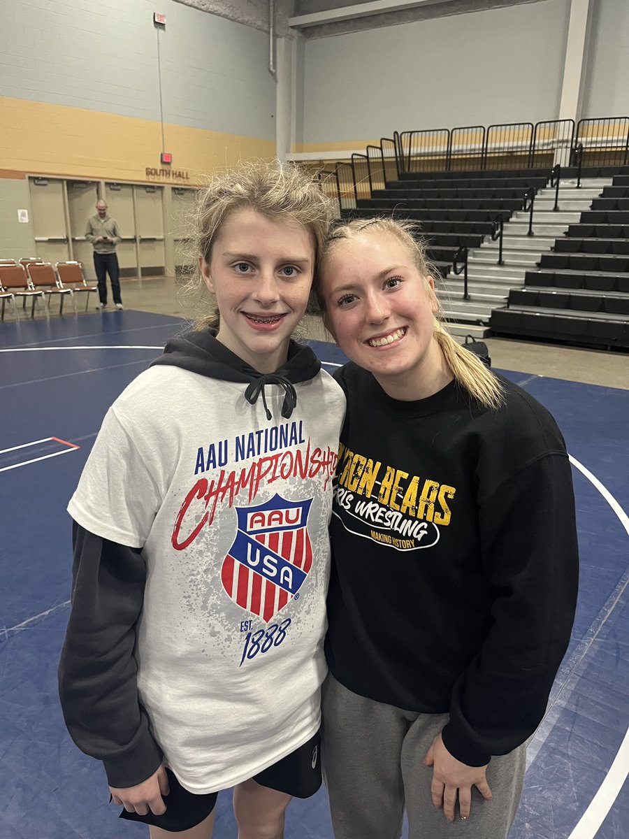 These two wrapped up their Twin Rivers HS Girls Nat’l Duals campaigns today, helping Team Minnesota reach 2nd place in the Silver Pool!
Macy Schaefer went 4-4
Hattie Mathre went 5-3

Super proud of these girls, as they planted the flag and competed!
