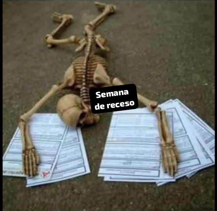 Tanatofobiaaaa's tweet photo. Los de tercer año de Medicina: https://t.co/y08aIhpvm1