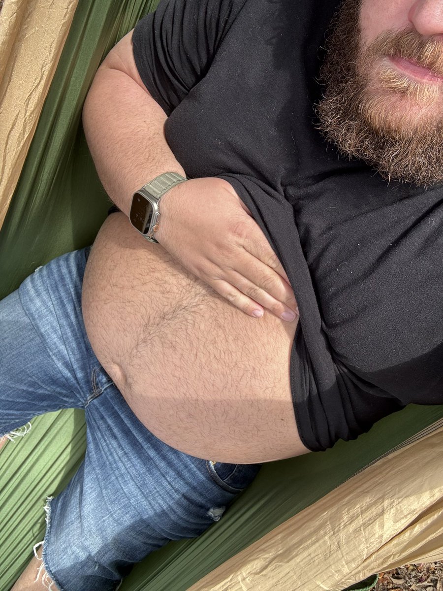 RandomBearPun's tweet photo. It’s such a nice day to lay in a hammock. Anyone want to join? 🏕️ 

#gay #chub #dad #belly https://t.co/afVwf4OxwP