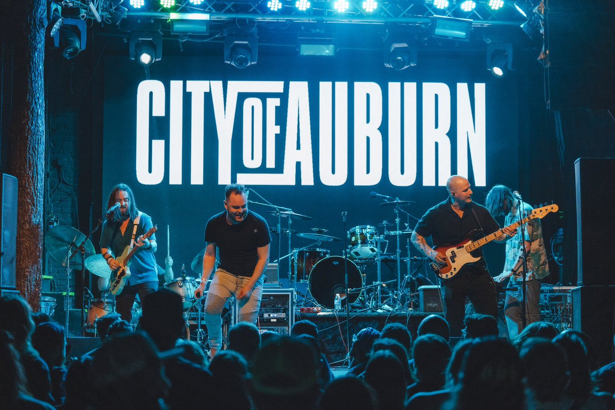 DALLAS, 

Friday was a dream. Thank you to every band for being so beyond kind and wonderful to us. We can’t be happier and we can’t wait to play for you all again soon. 

Our next shows are coming up soon. Click the link in our bio to get tickets 🎟️

❤️❤️❤️

📸: <a href="/guscanales/">Gustavo Canales</a>