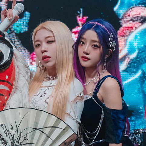 what if they include traditional korean music in their new song omg