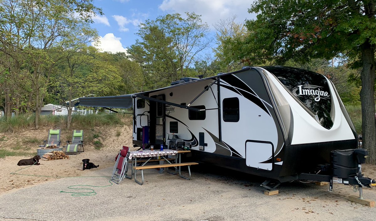 AdamDH67's tweet image. Missing Mears State Park right now. Looking forward to being there this summer. #mearsstatepark #mistateparks #Pentwater