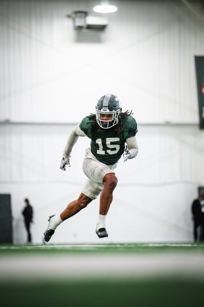 Gelo_Grose's tweet photo. #15 Angelo Grose
#30 Aveon Grose
Michigan State Spring Football https://t.co/RkSDxAzAsr