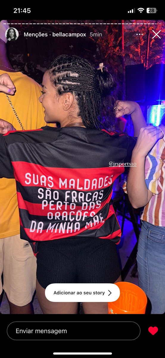 Bella Campos trajada de JRSPORTS ❤️🖤