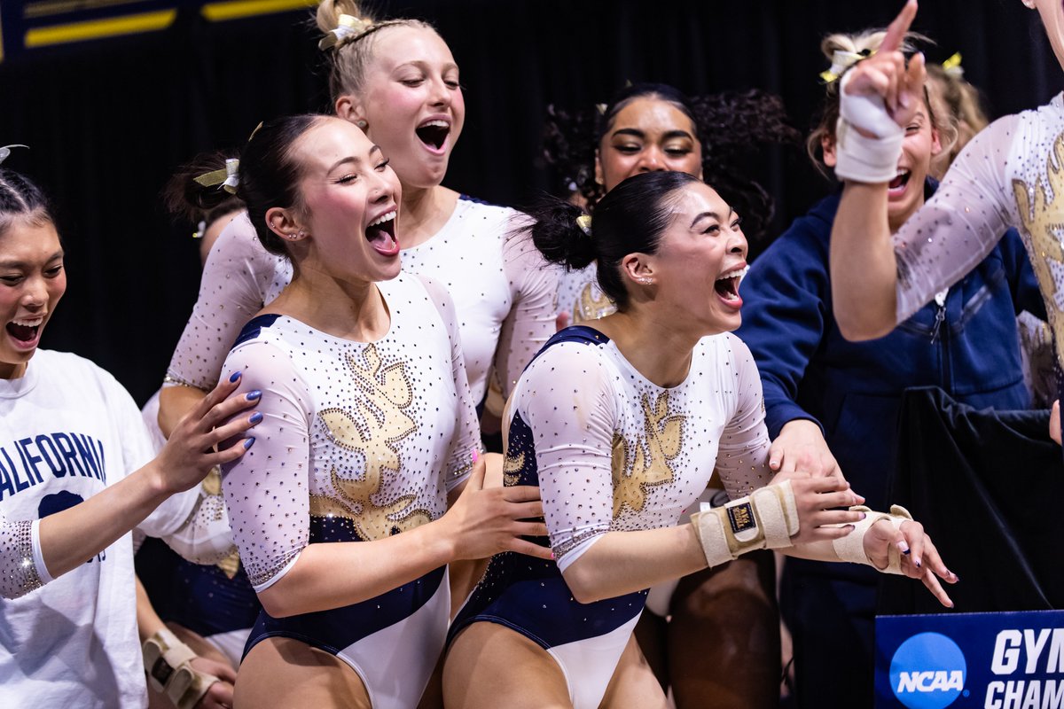 collegegymnews_'s tweet photo. Two 10s. Two advancing teams. One favorite and one Cinderella. What a meet.

📷 Emily Howell-Forbes https://t.co/5zndUvyuHt