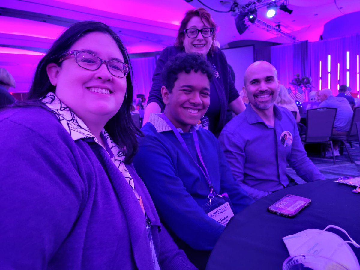 weedebs2's tweet photo. It's happening! Over 1000 advocates from around the country have gathered here in DC to advocate for more research and funding to #ENDALZ California representing proudly! Look out Congeess, we're coming to see you on Tuesday! #AlzForum @AlzAdvocateCA @AlzNorCalNorNev https://t.co/djtq3ZDr9Z