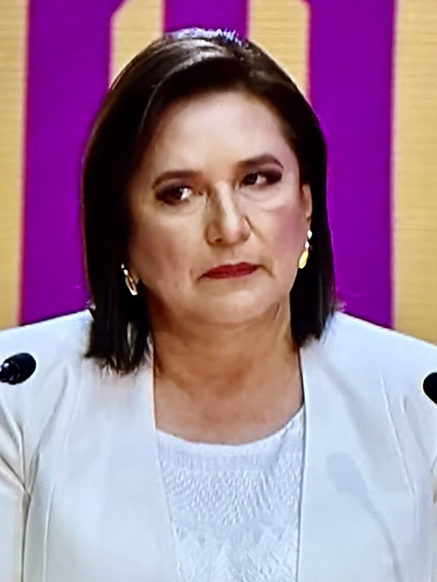 No mames Claudia se quedaron 50 millones de mexicanos sin derecho a la Salud 

#XochitlPresidenta