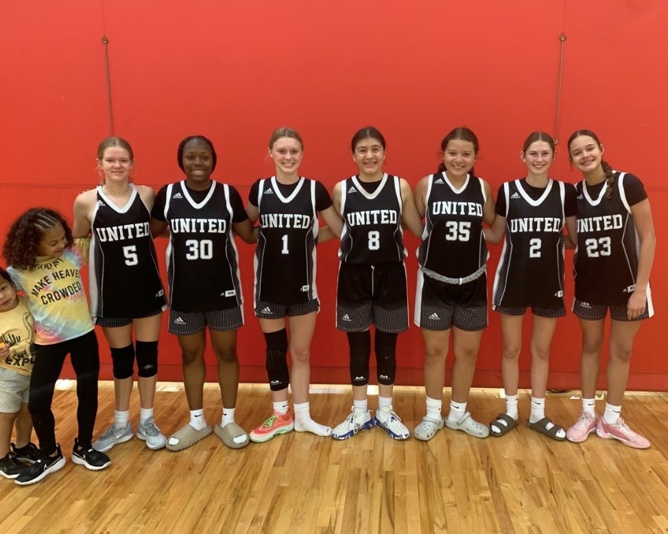 kansas_united's tweet photo. Great weekend for these teams at the Select event-Take Off In Lincoln, NE. Great Event 13-3. Keep Grinding, Keep Working, Above All Keep the Faith. https://t.co/gEllPHRmbw