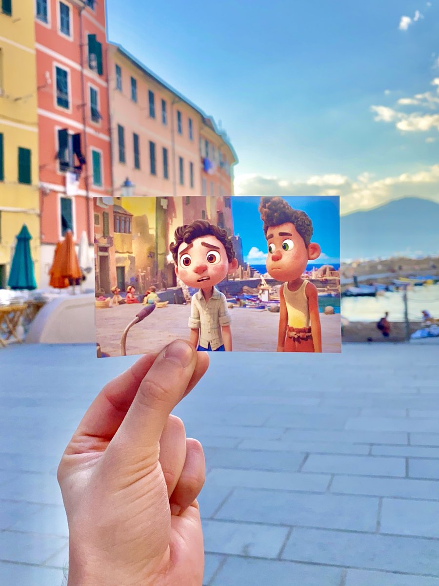 thomasduke98's tweet photo. “SILENZIO, BRUNO!” ☀️🍧🌊 https://t.co/XwxJeSEja9