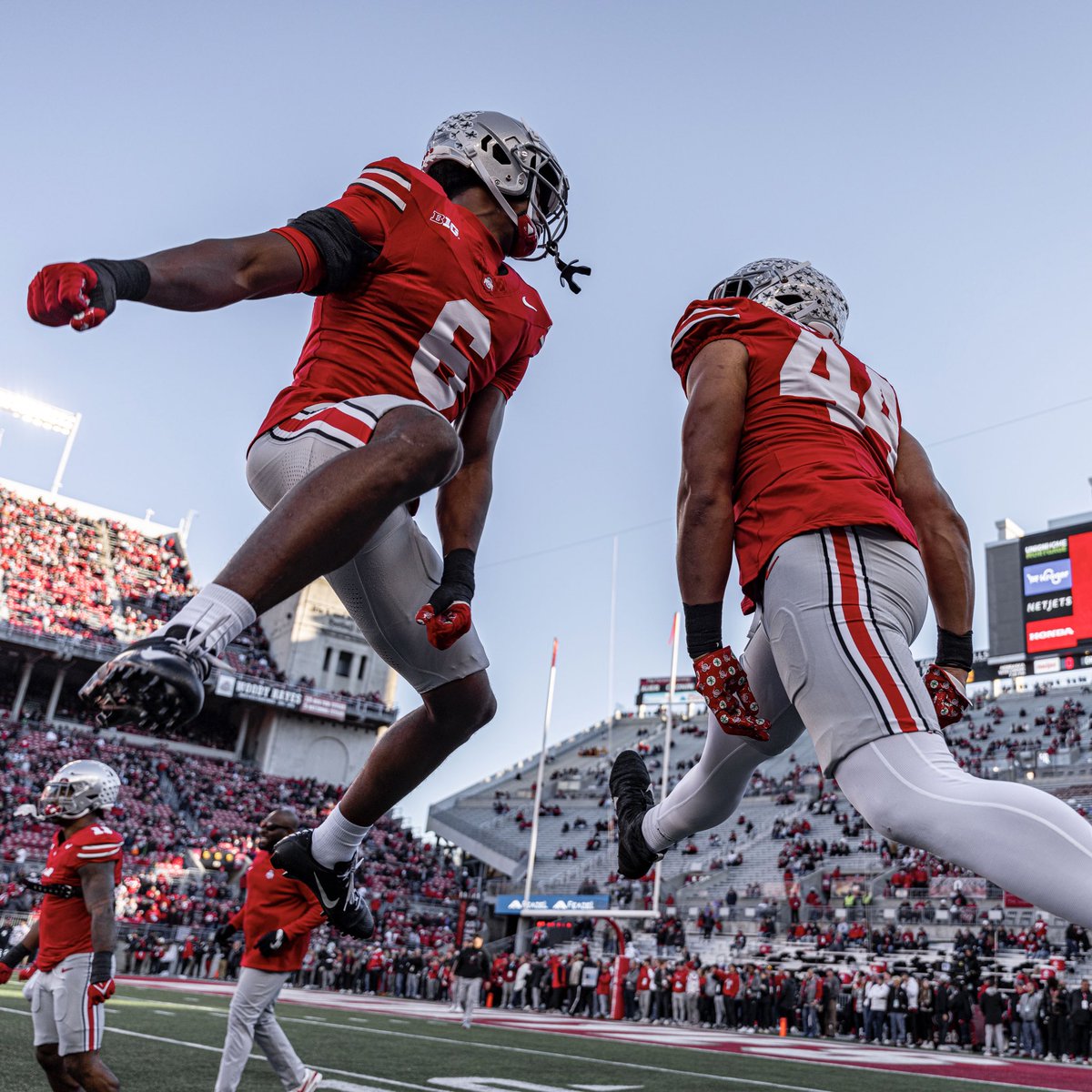 Football is back in The ‘Shoe in less than a week ‼️ Parking is free & 🎟️ only cost $10 🗣️ Secure your spot getting a first look at the 2024 @OhioStateFB squad 🏈 🔗 go.osu.edu/2024springgame