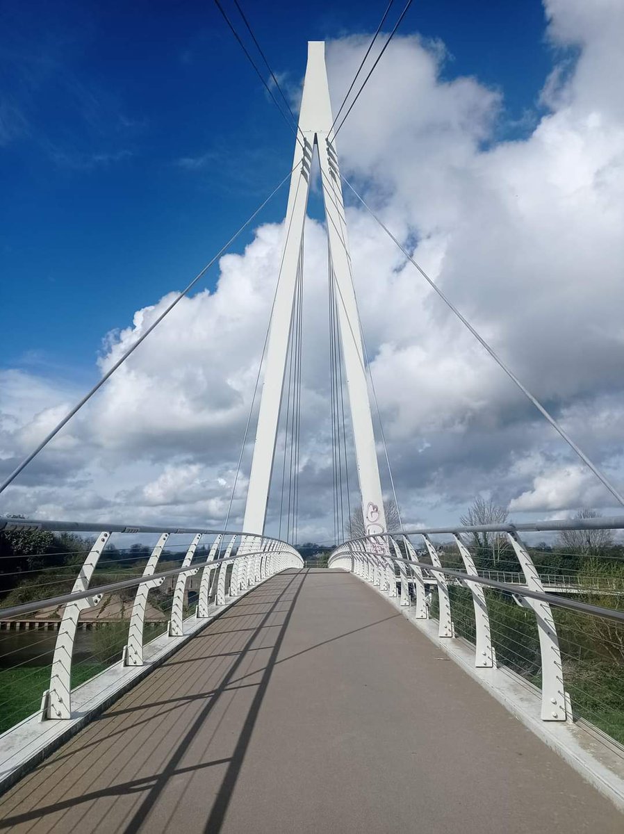 Canary Bridge, Bartonsham, Hereford @herefordtimes @EatSleepLiveHfd @herefordlifemag @YourHereford1 @HfdsCouncil @bbchw @HerefordHourbiz @VisitHfds @HerefordshireMy @bbcmtd @ITVCentral @WhatsInHereford @SunshineRadio @ShefaliOza @DESCOLEMAN @EnvAgencyMids @HfdCityCouncil