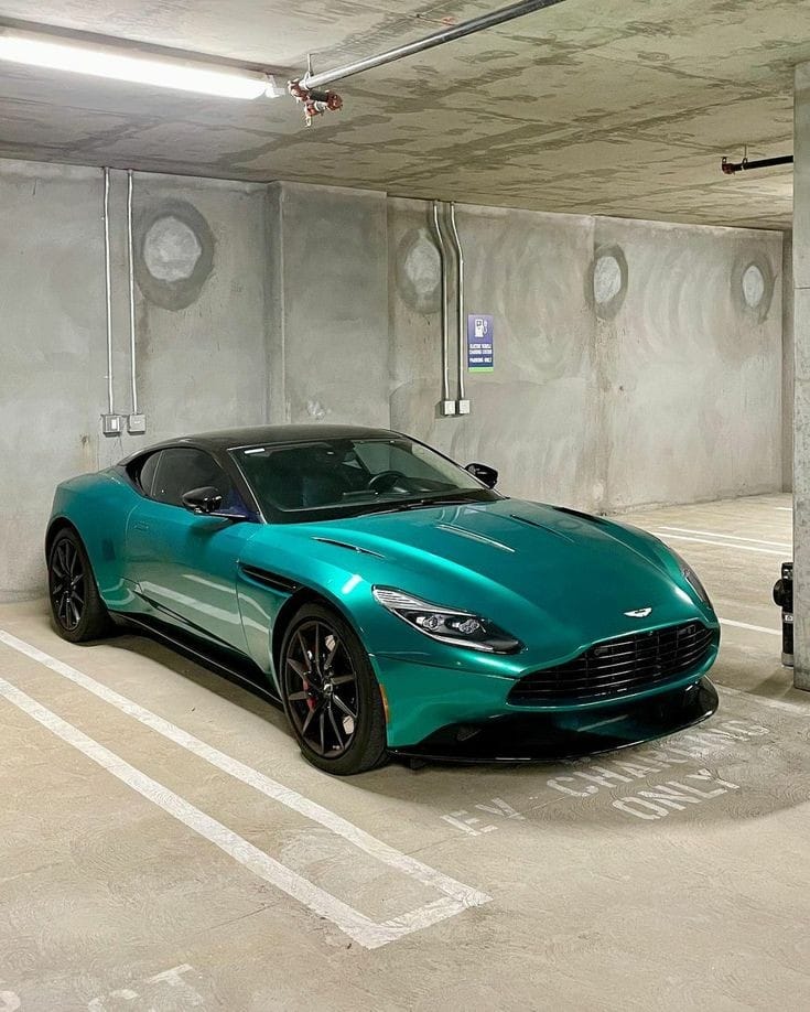 #AstonMartin